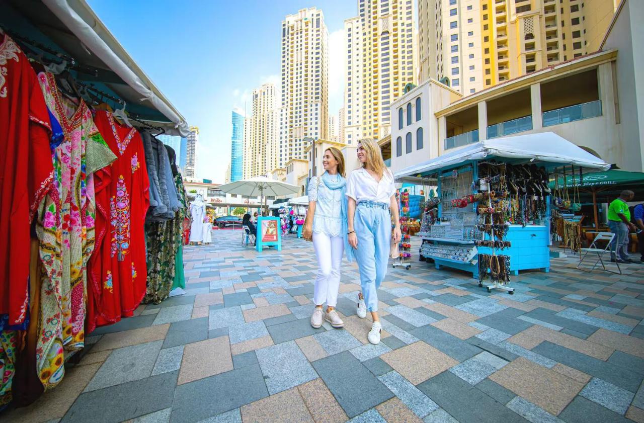 Lunar Cozy Hostel - Jbr ドバイ エクステリア 写真