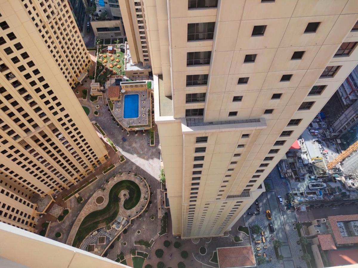Lunar Cozy Hostel - Jbr ドバイ エクステリア 写真