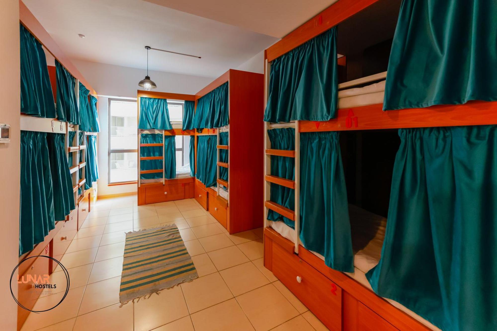 Lunar Cozy Hostel - Jbr ドバイ エクステリア 写真